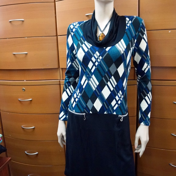 Work Ready Long Sleeve Dress with Cowl Neck and Zip Pockets in Blue Plaid Print - Picture 7 of 9